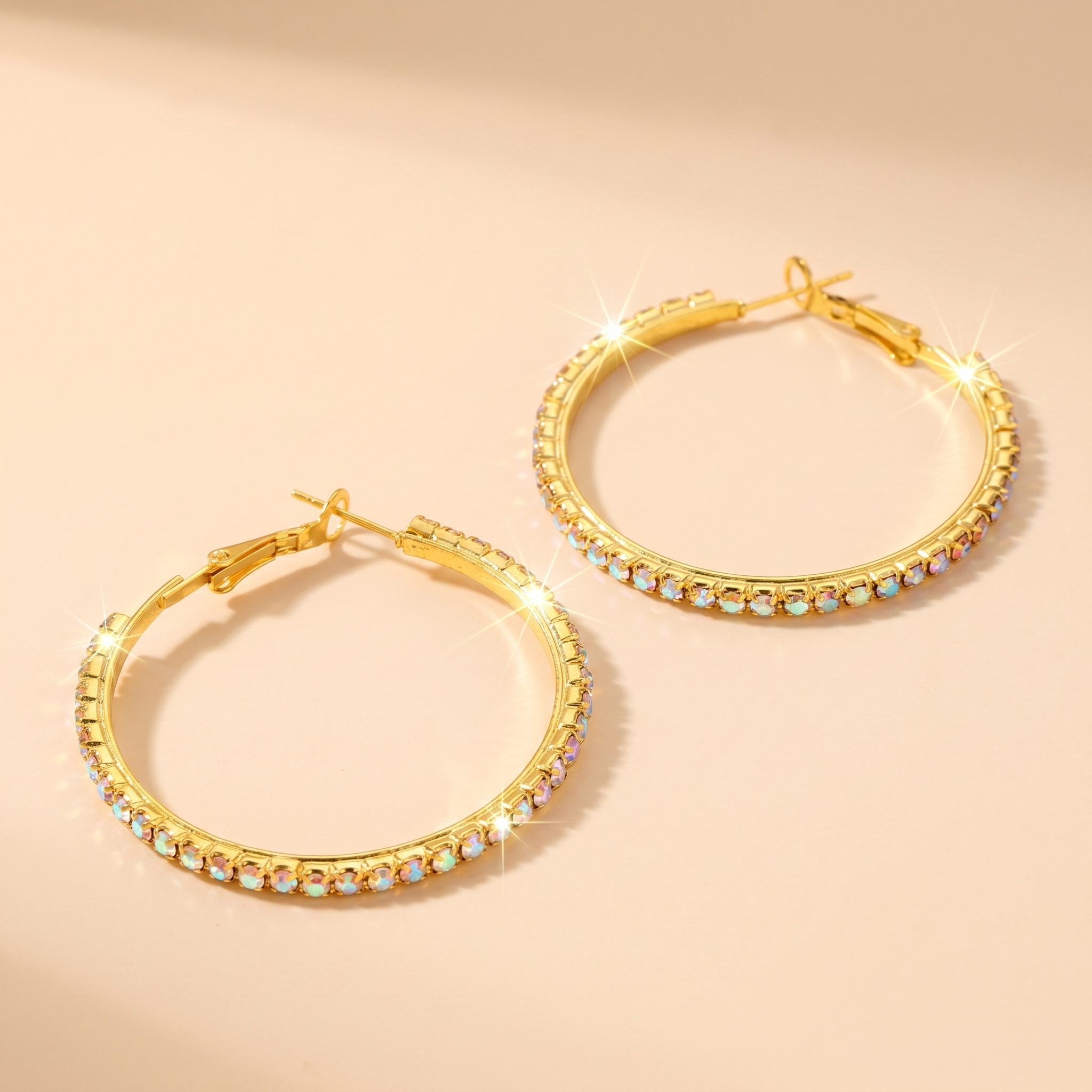 Handmade Geometric Earrings In Copper With 18K Real Gold Plated Water Plating And 0.03µm Thickness Featuring Rhinestones