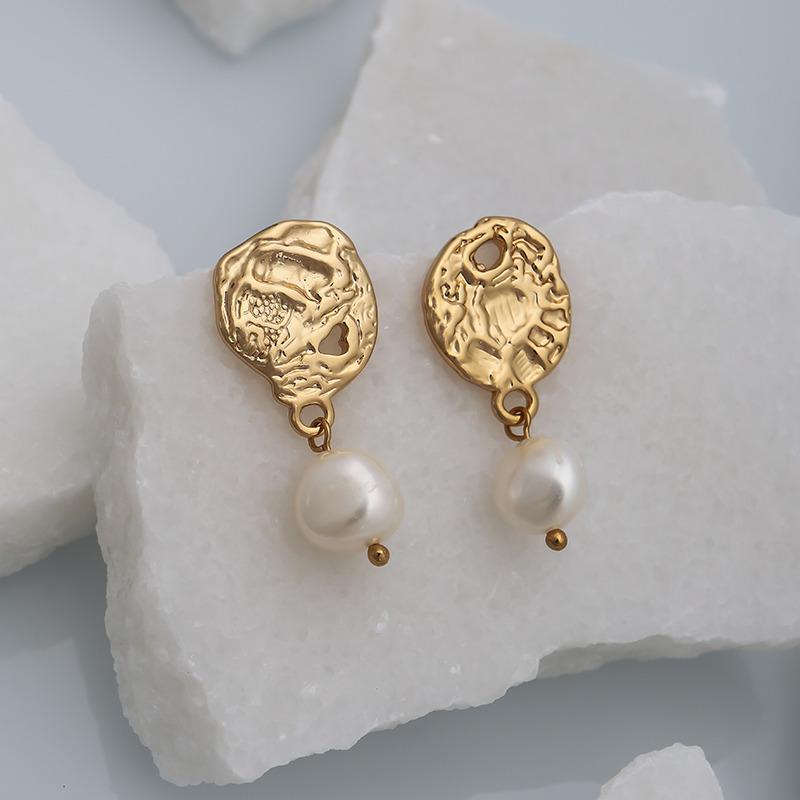 Handmade Geometric Earrings For Women In Copper With 18K Real Gold Plated Water Plating And Freshwater Pearl Inlay 5