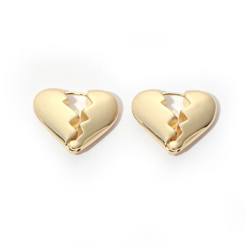 Handmade Heart Shape Stud Earrings For Women In Golden Plated Copper With Water Plating And 0.03µm-0.05µm Thickness 3