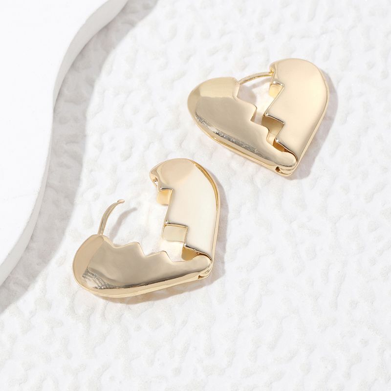 Handmade Heart Shape Stud Earrings For Women In Golden Plated Copper With Water Plating And 0.03µm-0.05µm Thickness 4
