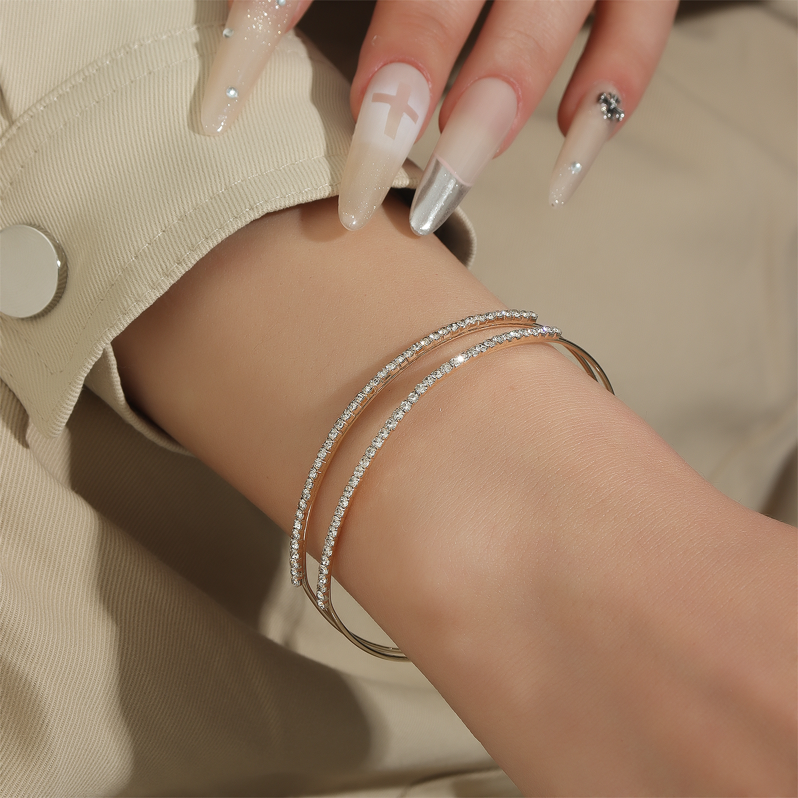 Handmade Lines Bangle For Women In Copper With Golden Plated Water Plating And Rhinestone Inlay