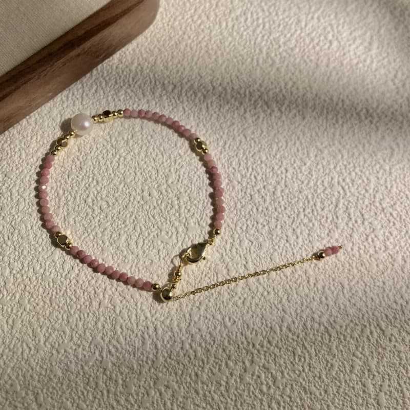 Handmade Pearl Bracelet For Women With Rhodochrosite Inlay In Natural Pink, Sweet Style 2