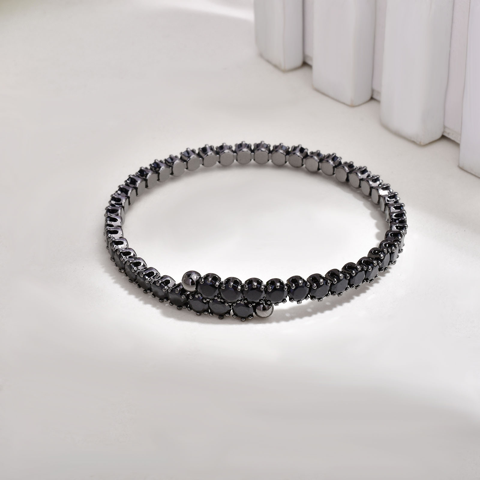 Handmade Round Bangle For Women In Copper With Silver Plated Water Plating And Zircon Inlay 3
