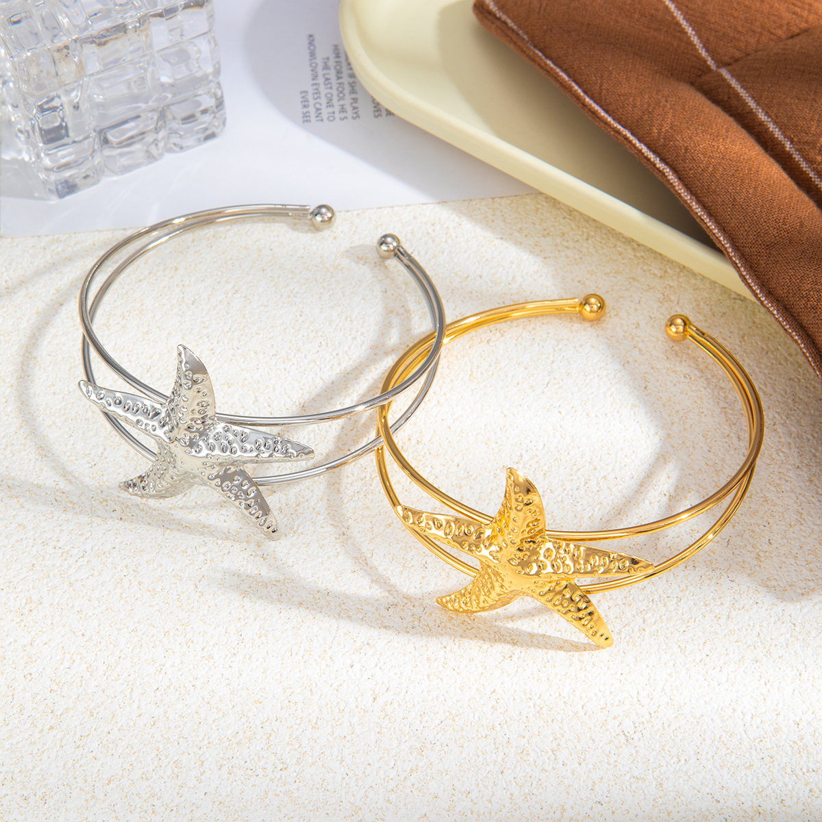 Handmade Starfish Wristband For Women Featuring Copper Chain Material And Iron Craft 2