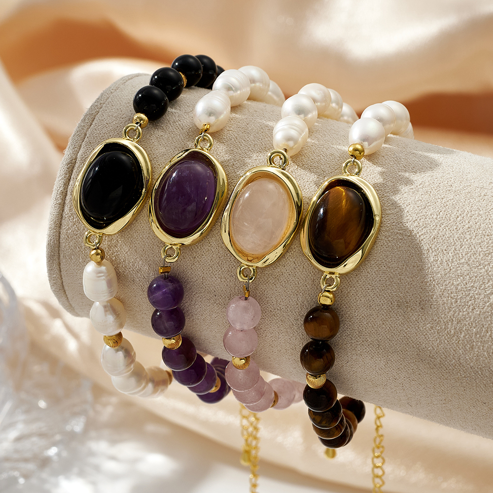 Handmade Unisex Bracelet With Oval Freshwater Pearl, 18K Real Gold Plated Beaded Chain, 0.03µm Thickness