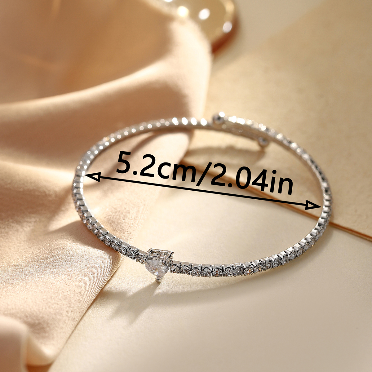 Heart Shape Bangle With Claw Setting, Silver Plated Copper Material Featuring Rhinestones And 0.03µm Water Plating 2
