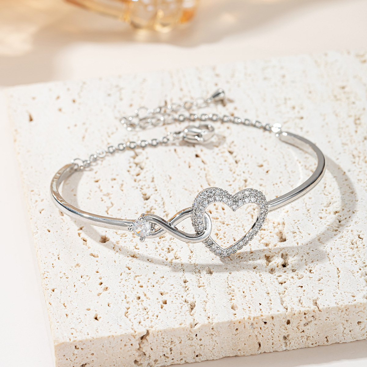 Heart Shape Couple Bangle Bracelet In Copper With Electroplated Gold Plating And Zircon Inlay, Sweet Style 3