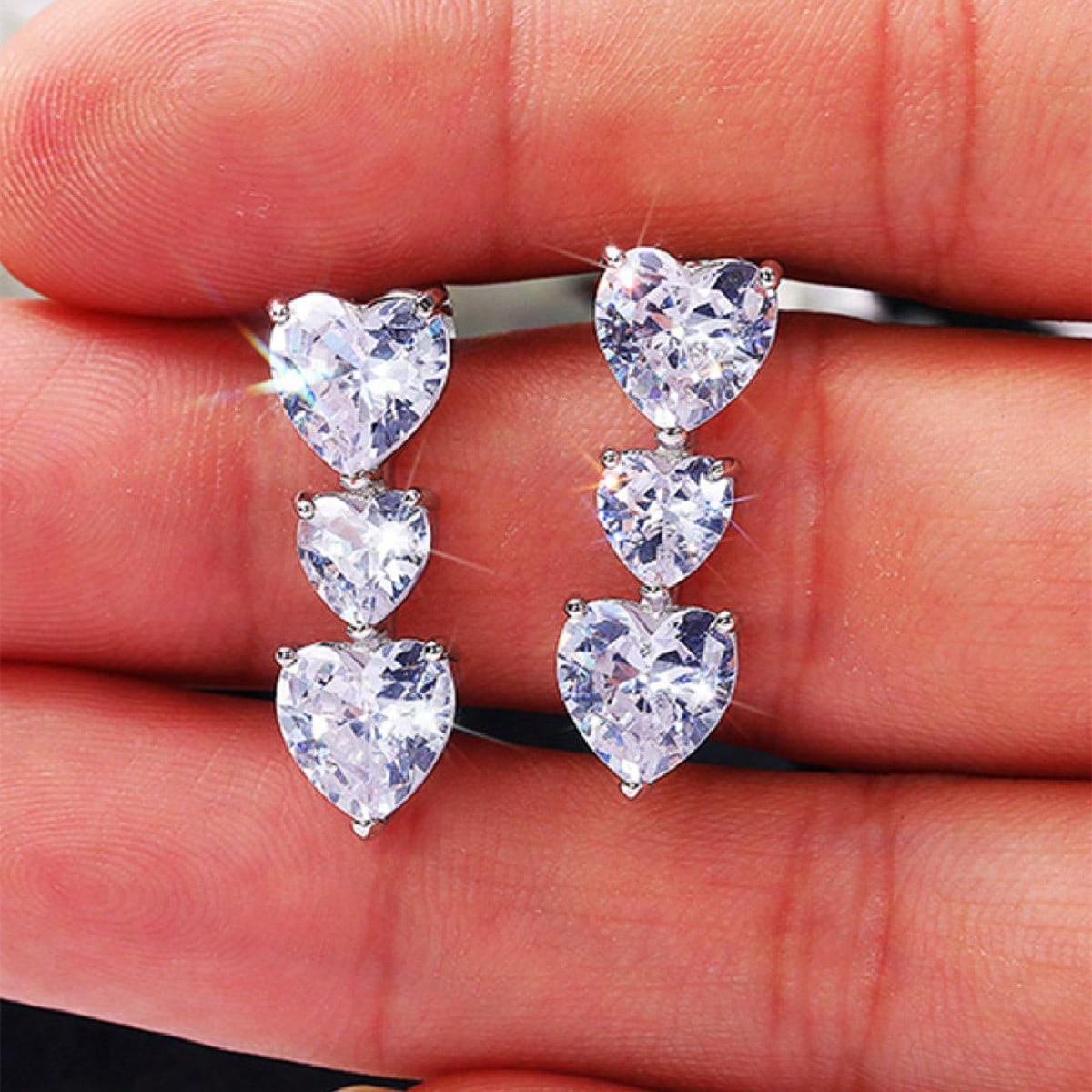 Heart Shape Earrings For Women With Claw Setting, Copper Material, White K Plated Water Plating, And Zircon Inlay