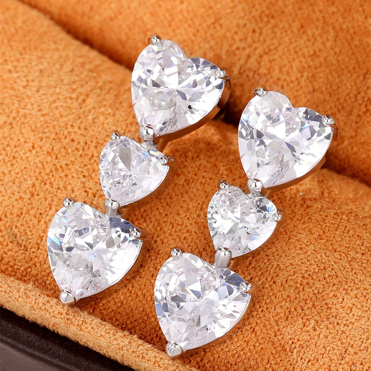 Heart Shape Earrings For Women With Claw Setting, Copper Material, White K Plated Water Plating, And Zircon Inlay 2