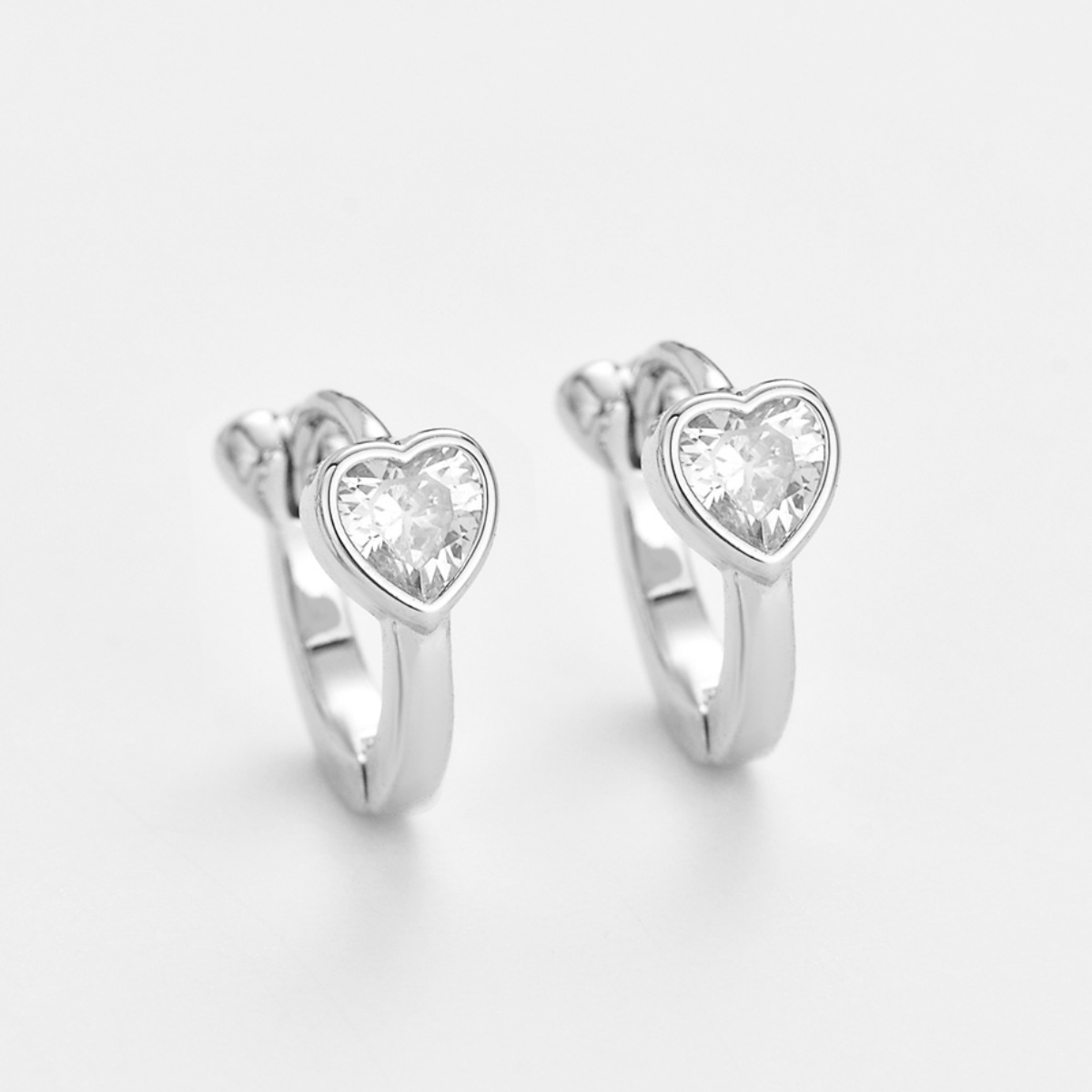 Heart Shape Earrings For Women In Golden Copper With Zircon Inlay, Featuring Electroplated Craftsmanship 4