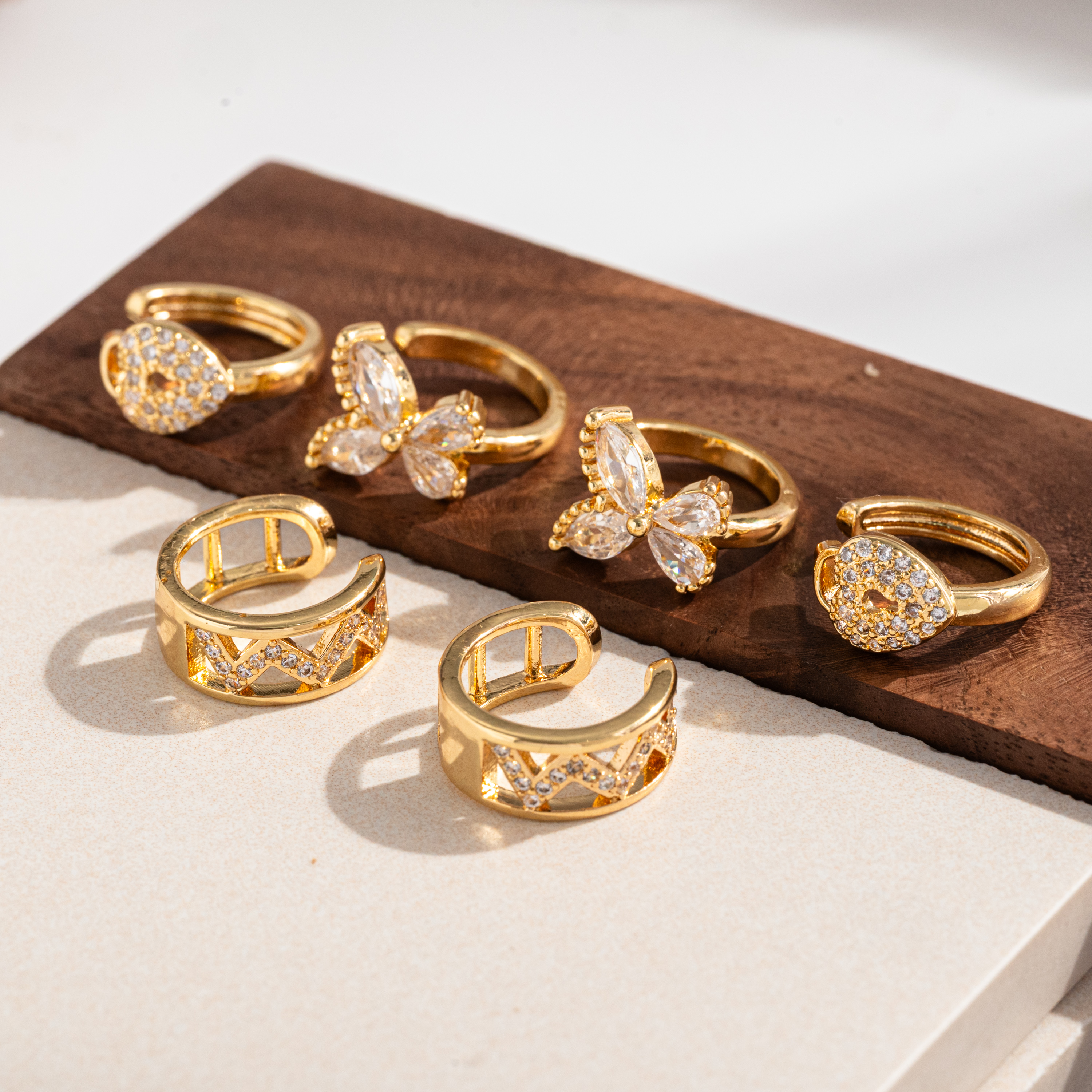 Heart Shape Electroplated Clip Earrings For Women In Copper With 18K Real Gold Water Plating And Zircon Inlay