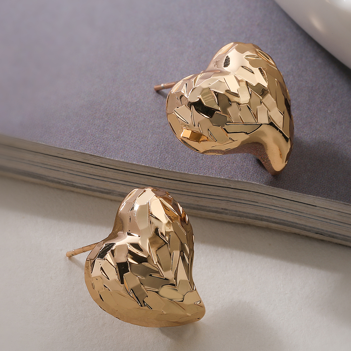 Heart Shape Electroplated Stud Earrings For Women With 0.03µm Water Plated 18K Real Gold On Copper 4
