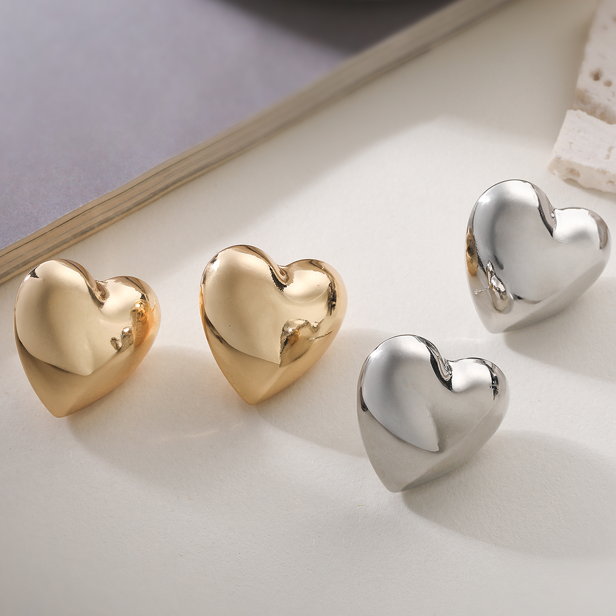 Heart Shape Electroplated Stud Earrings For Women With 0.03µm Water Plating, 18K Real Gold Plated Copper