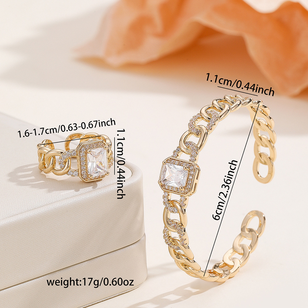Heart Shape Inlay Rhinestone Copper Wristband For Women With Electroplated Gold Plating 3