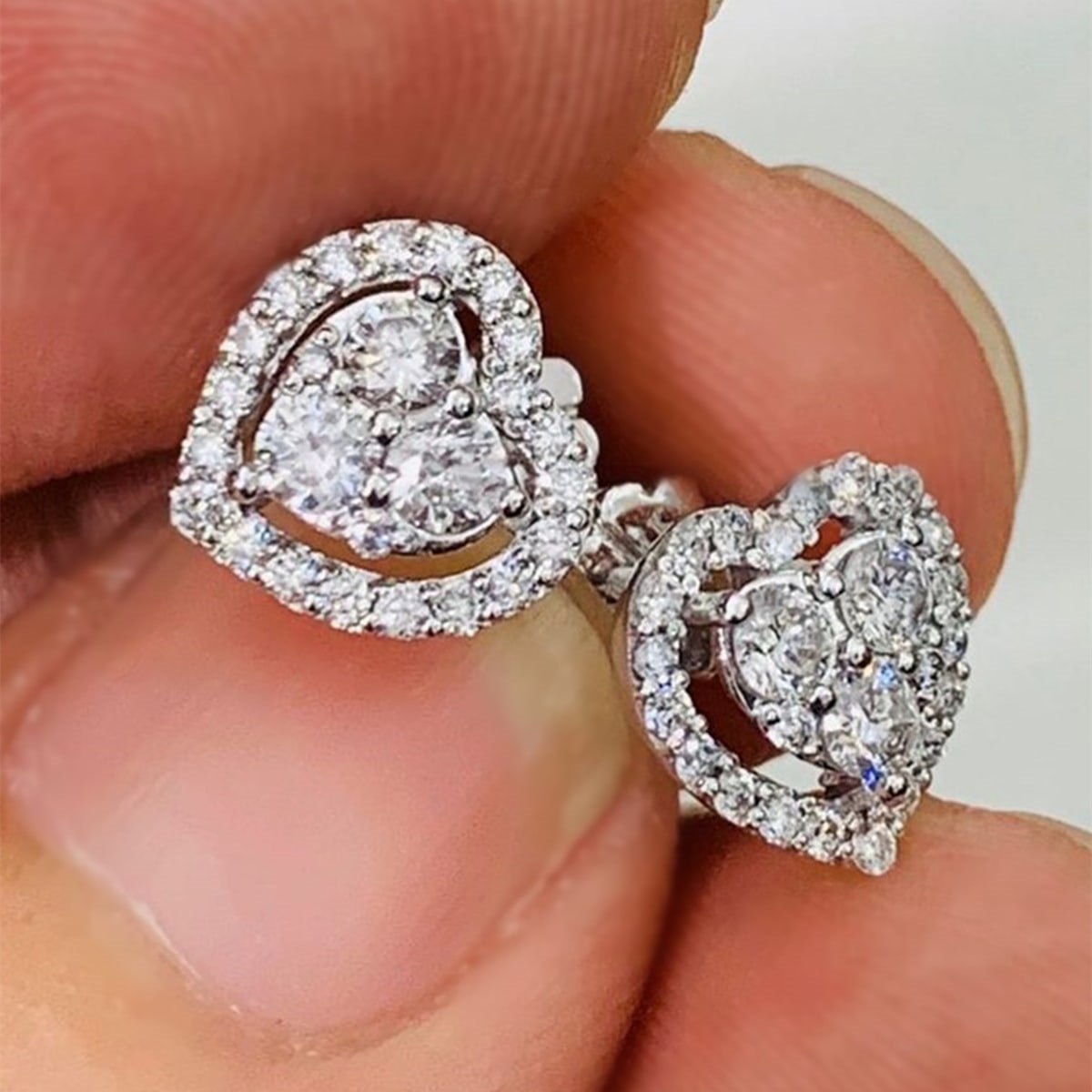 Heart Shape Stud Earrings For Women With Claw Setting, Copper Base, White K Plated Water Plating, And Zircon Inlay