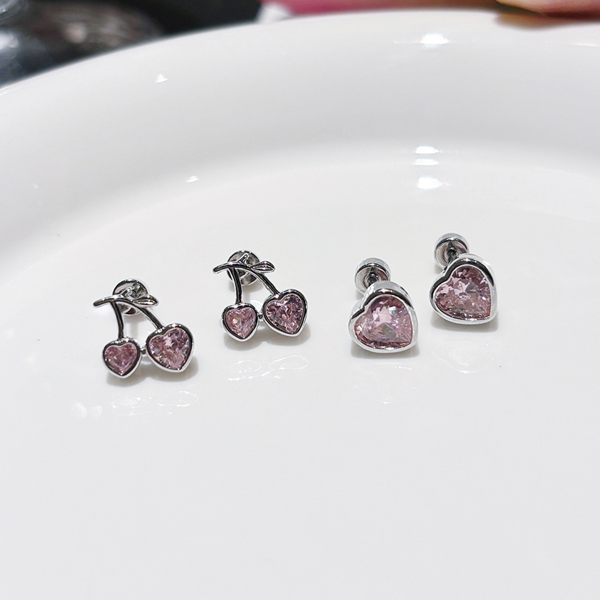 Heart Shape Surgical Steel Stud Earrings With Copper And Zircon Inlay Featuring Flat Back Studs In Sweet Style