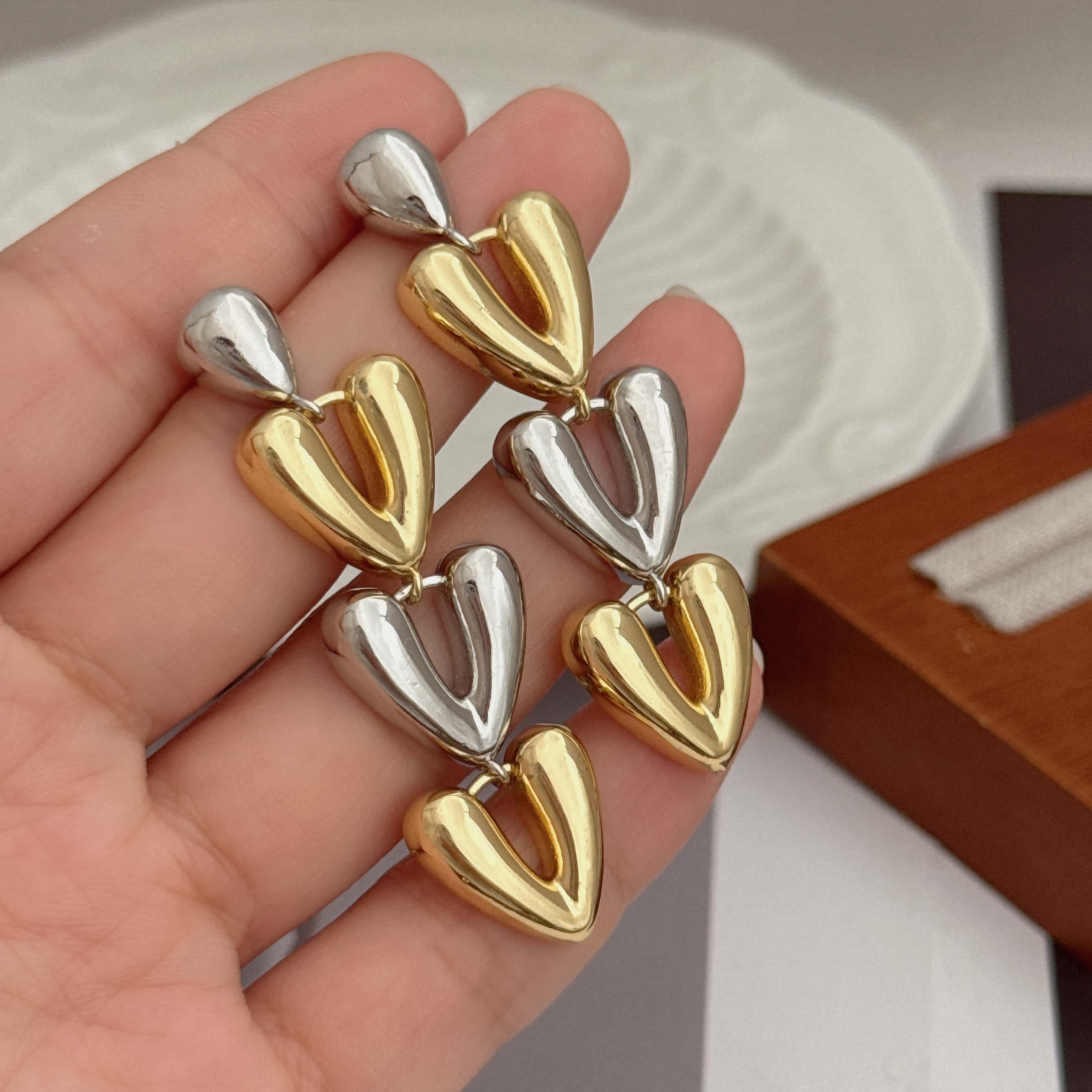Heart Shape Tassel Stud Earrings For Women, Electroplated Copper With 18K Real Gold Plated Coating 0.03µm Thickness 5