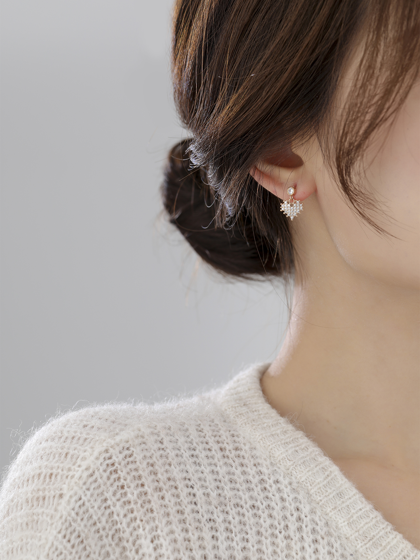 Heart Shape Earrings With Waterproof Non Tarnish Water Plating, Copper Material, Zircon Inlay, And 0.03µm Thick Gold Plating 2
