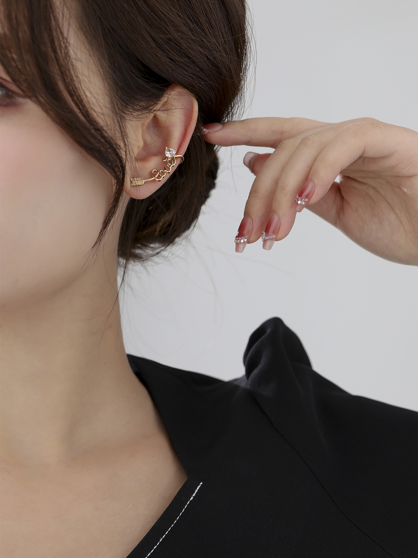 Heart Shape Earrings With Waterproof Non Tarnish Water Plating, Copper Material, Zircon Inlay, And 0.03µm Thick Gold Plating 5