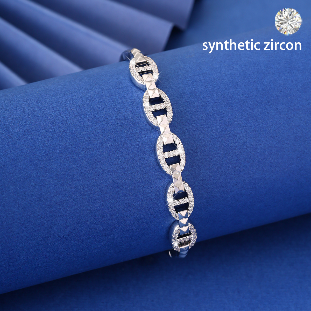 High-Grade Full Zircon Pig Nose Bracelet Zirconia Elegant Bracelet Socialite Bangle Handmade 3