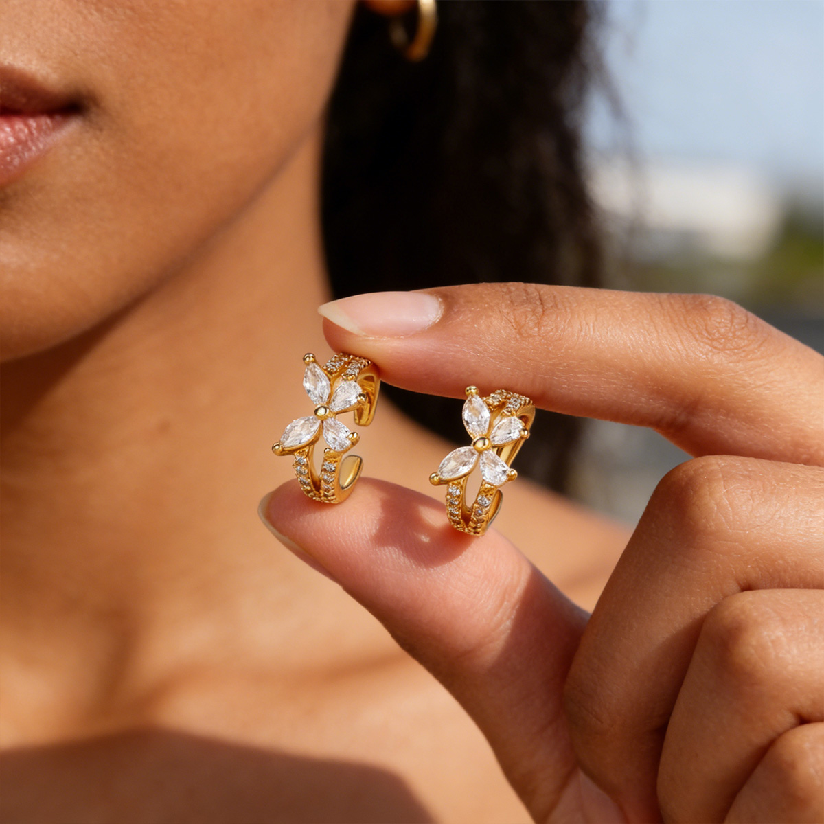 Hypoallergenic Cross Stud Earrings In Copper With 18K Real Gold PVD Coating 0.03µm-0.05µm And Zircon Inlay 3