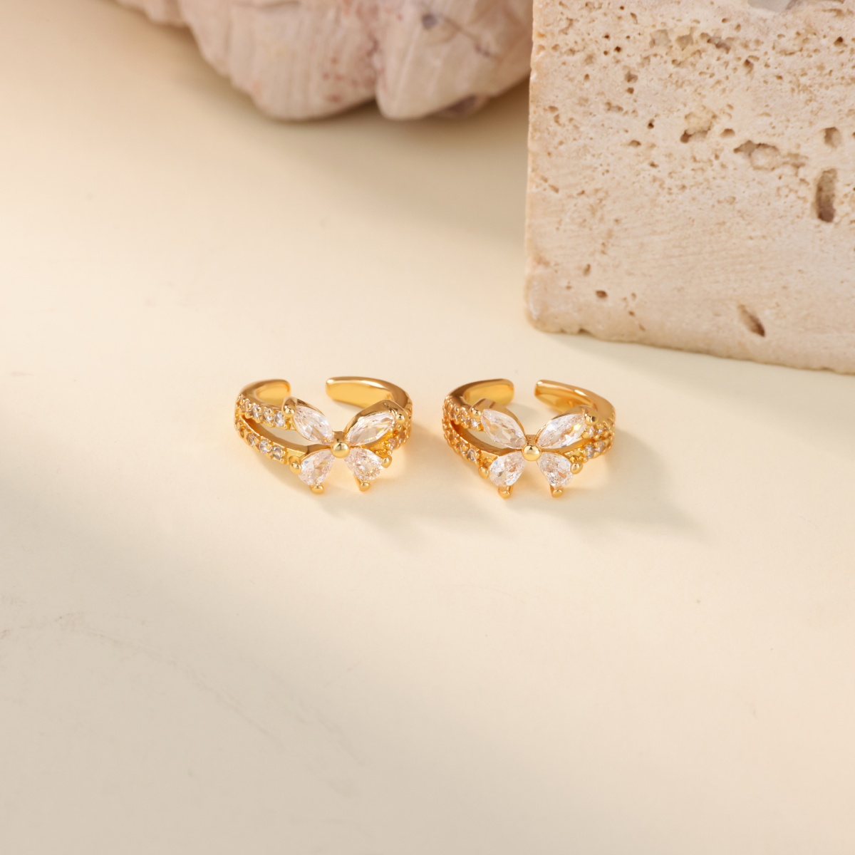 Waterproof Non Tarnish Leaf Earrings For Women, PVD Coated Copper With 18K Real Gold Plated And Zircon Inlay 3
