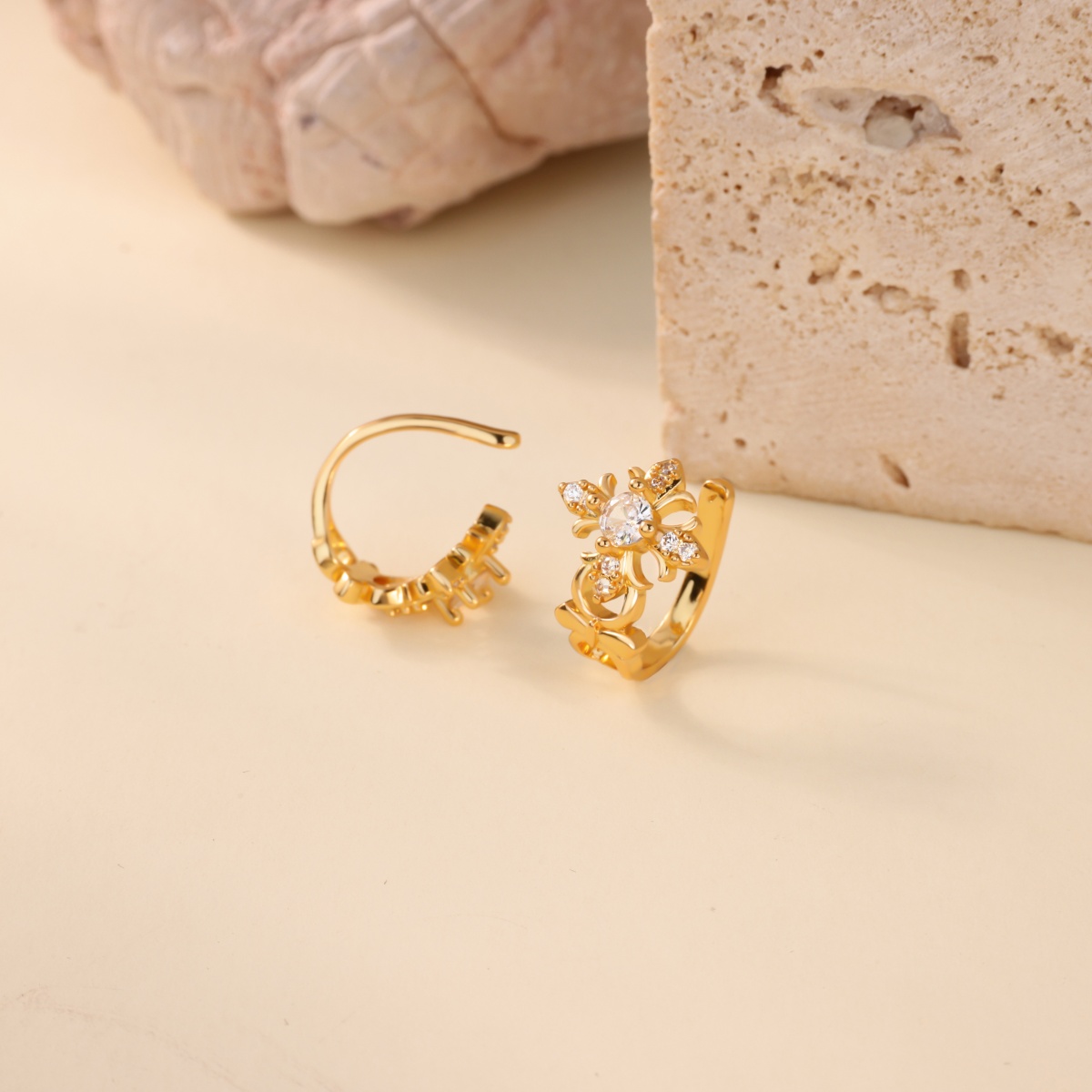 Hypoallergenic Cross Stud Earrings In Copper With 18K Real Gold PVD Coating 0.03µm-0.05µm And Zircon Inlay 10