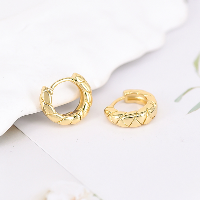 Lingge Hypoallergenic Earrings For Women With 0.03µm-0.05µm PVD Coated 18K Real Gold Plated Copper 3