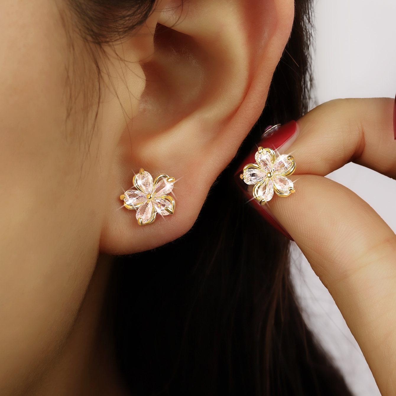 Hypoallergenic Flowers Stud Earrings For Women In Copper With Electroplated Gold Plating And Zircon Inlay