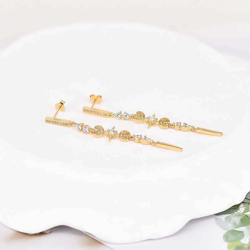 Starburst Hypoallergenic Stud Earrings For Women In Copper With 18K Real Gold PVD Coating And Zircon Inlay 5