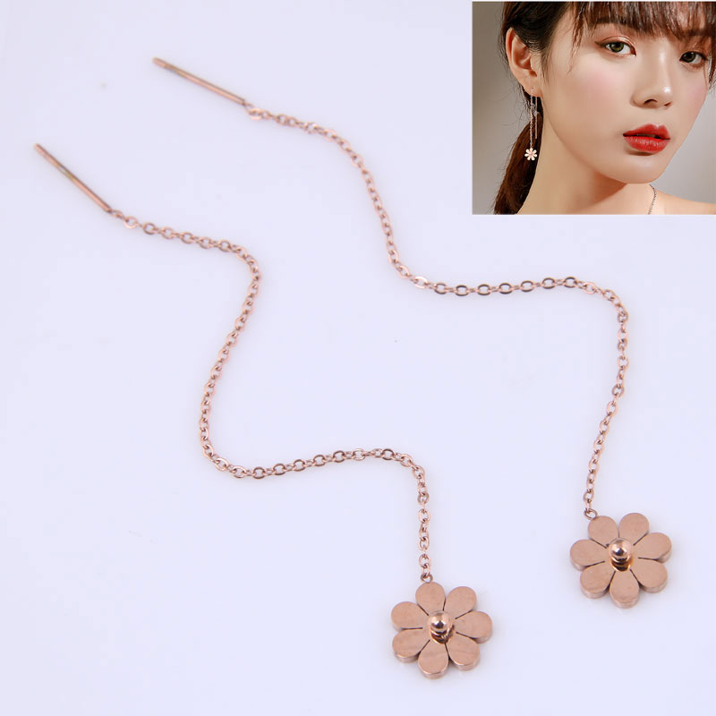 Chinoiserie Flowers Earrings In Titanium Steel Featuring Elegant Floral Design