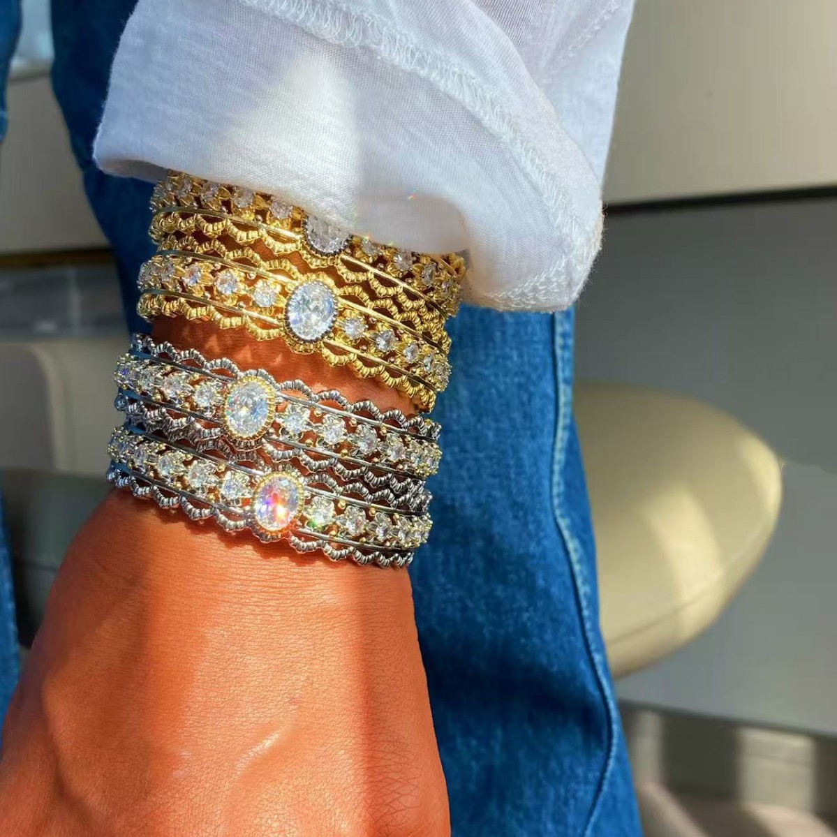 Lace Copper Bangle For Women Featuring Zircon Inlay, Available In Golden, 1 Set