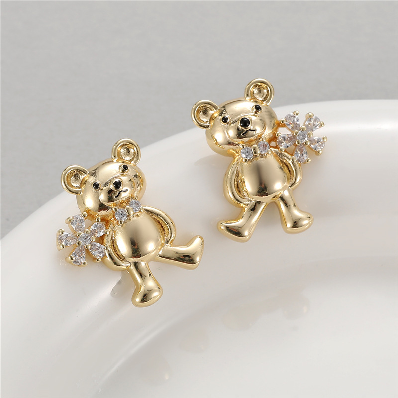 Little Bear Stud Earrings For Women With 925 Sterling Silver Posts, Copper Base, And Zircon Inlay Featuring Electroplated Gold Plating 4