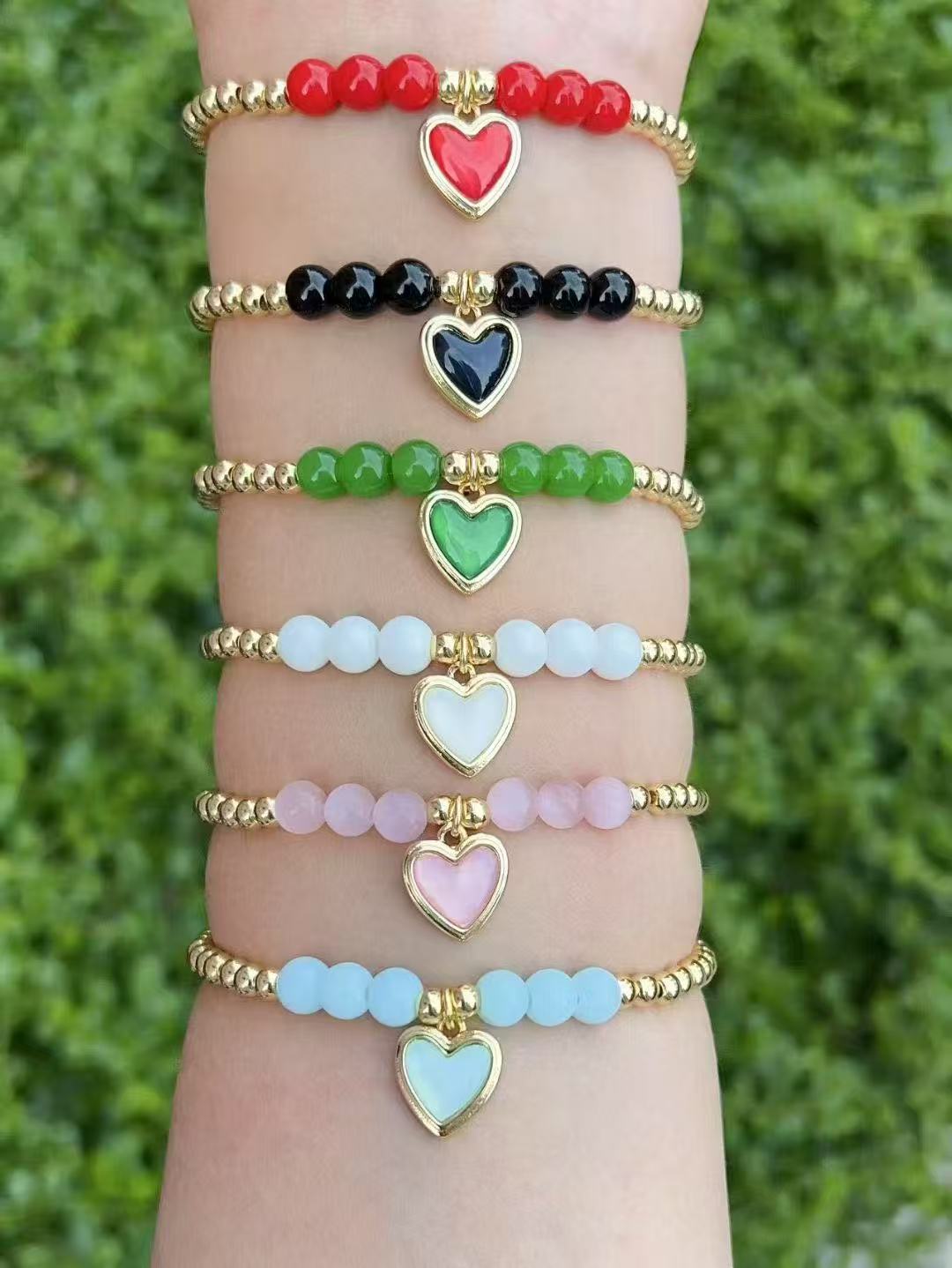 Long-Lasting Plated 18K Real Gold Plated Round Heart Shape Plastic Resin Copper Casual Cute Basic Beaded Polishing Enamel Copper Bracelets