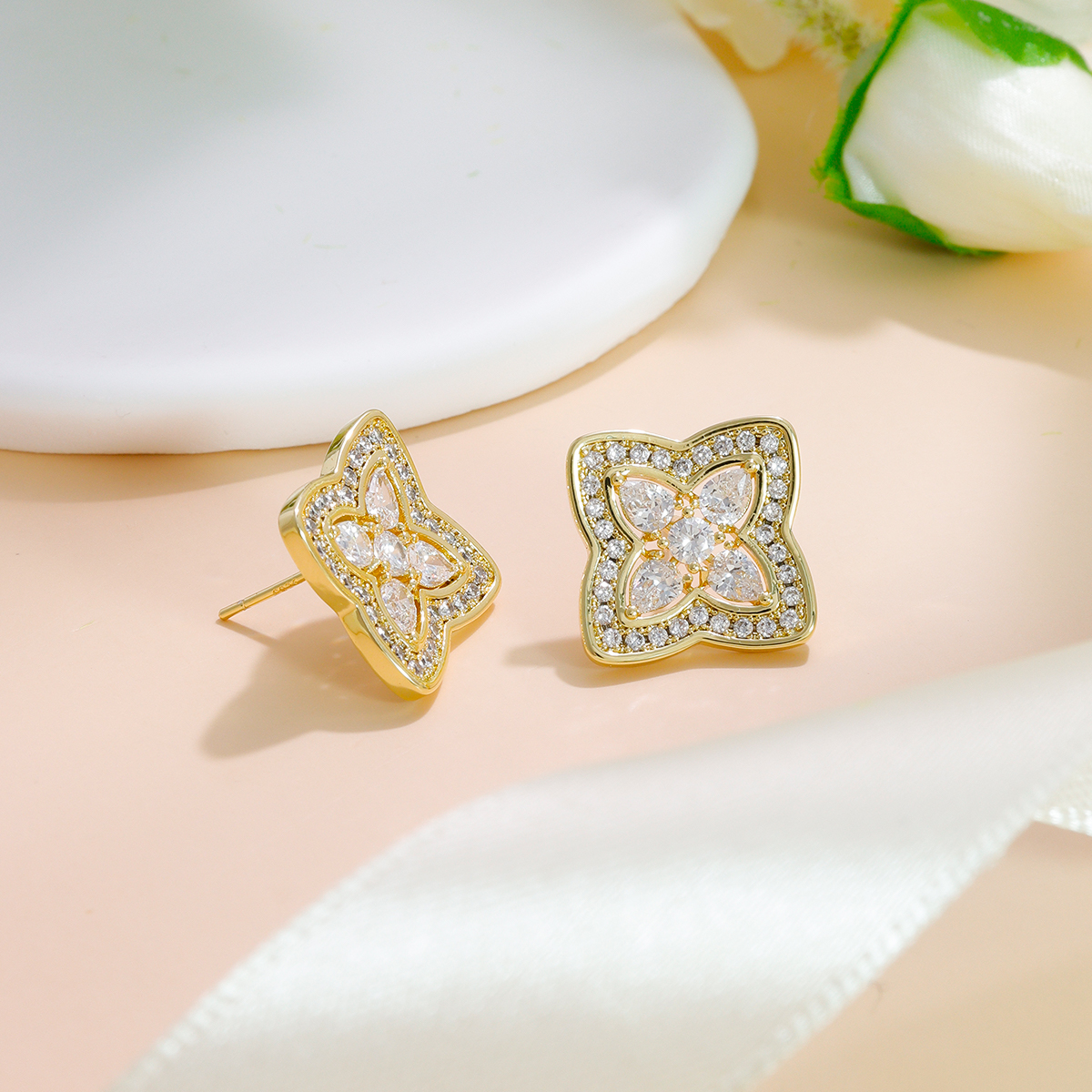 Lucky Heart Earrings For Women With Bezel Setting, Copper Material, Zircon Inlay, And Water Plating Finish 3