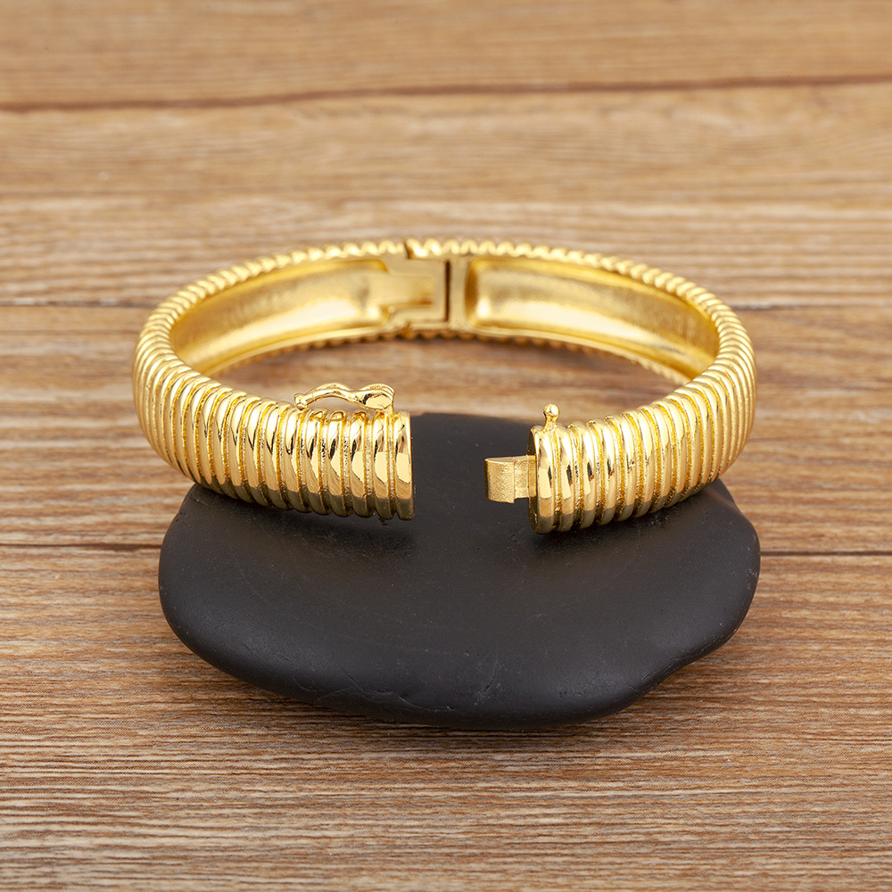 Luxurious Waves Bangle In 18K Real Gold Plated Copper With Electroplated Finish 4