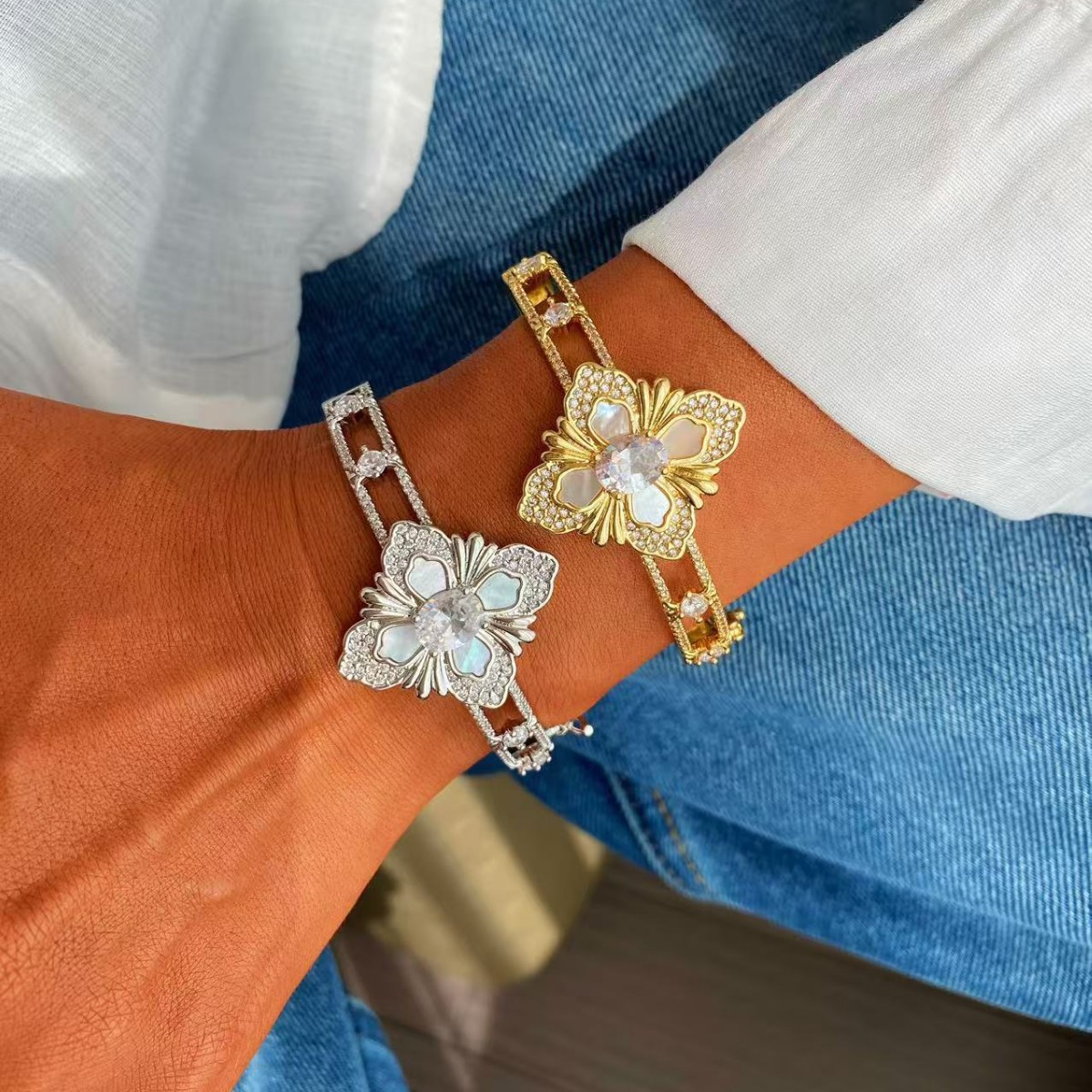 Luxury Floral Bracelet White Shell Vintage Accessory Four-leaf Clover