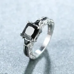 Geometric Retro Alloy Ring For Women Featuring Rhinestones, 1 Piece With Artificial Gemstones Inlay 2