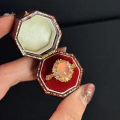 Adjustable Round Copper Ring For Women With Electroplated Gold Plating And White Imitation Jade Glass Beads