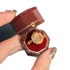 Adjustable Round Copper Ring For Women With Electroplated Gold Plating And White Imitation Jade Glass Beads 5