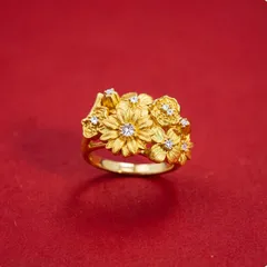 Cute Adjustable Flower Ring For Women In Copper Alloy With Electroplated Finish