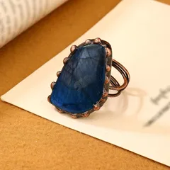 For Adults Casual Irregular Ring With Handmade Craftsmanship And Bronze Plating Featuring Labradorite Inlay, 1 Piece Pack