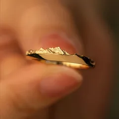 Asymmetrical Copper Ring For Women With Electroplated Gold Plating In Simple Style 3