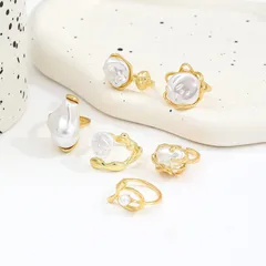 Baroque Style Geometric Rings For Women In Zinc Alloy With Imitation Pearl Featuring Electroplated Finish 3