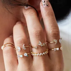 Fashion Flowers Ring For Women In Alloy Featuring Artificial Gemstones With Electroplated Design