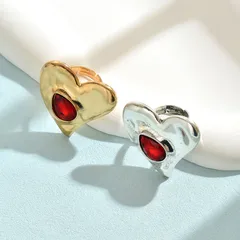 Bohemian Heart Shape Ring For Women In Golden Zinc Alloy, Stylish And Unique Jewelry Accessory 4