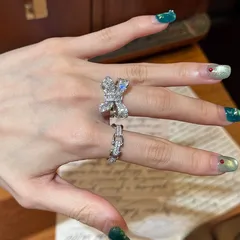 Bow Tie Ring For Women In Alloy With Zircon Inlay Featuring Electroplated Finish