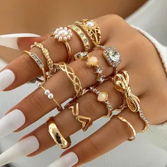Bow Tie Ring For Women In Zinc Alloy With Rhinestones Featuring 0.03µm-0.05µm Coating Thickness And Asymmetrical Craftsmanship 3