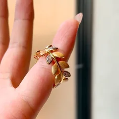 Brushed Copper Open Rings For Women With Electroplated Gold Plating And Rhinestone Inlay Featuring Leaves Pattern 4
