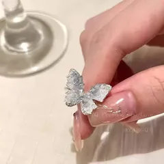 Butterfly Open Rings For Women In Alloy With Rhinestones, Featuring 0.03µm Coating Thickness And Cutting Craft 4